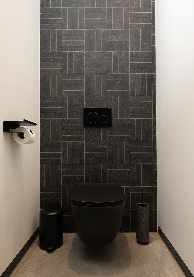 Hoeve de Bies Studios x Leonie Wintels: toilet