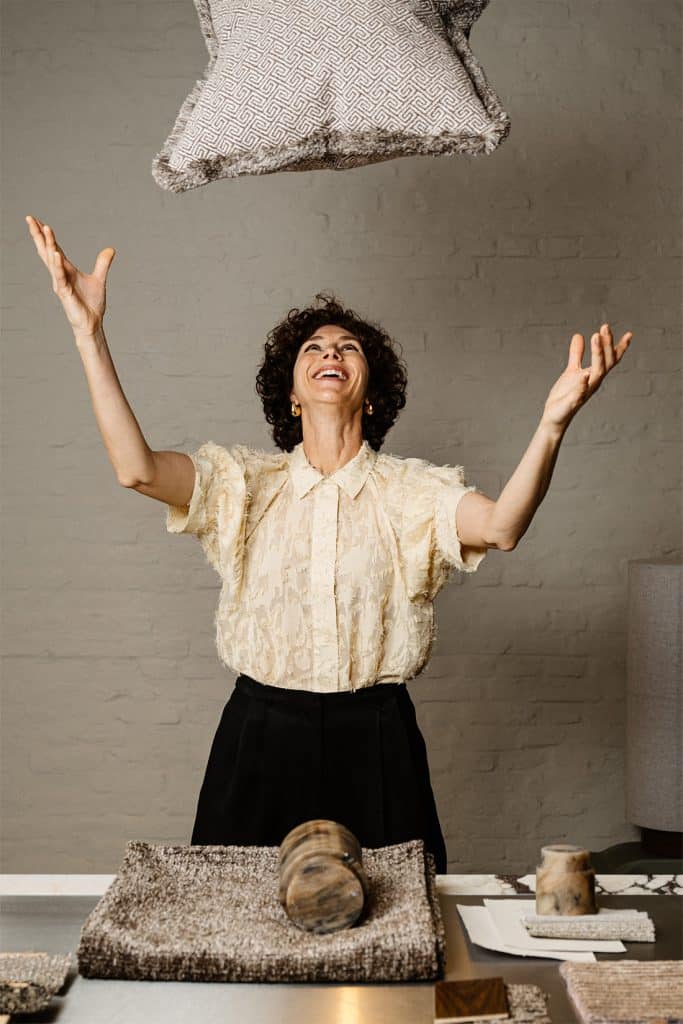 Interieurstylist Leonie Wintels met decoratie