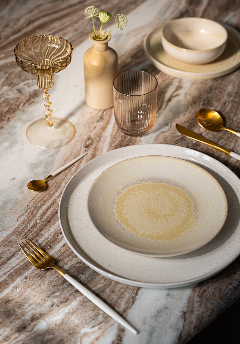Vibrantz x Leonie Wintels: servies diner